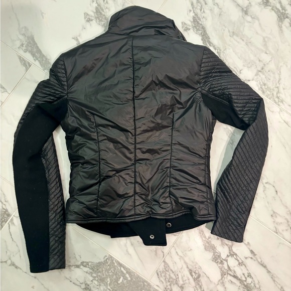 BCBG Maxazria short puffer coat black XS - Picture 2 of 2